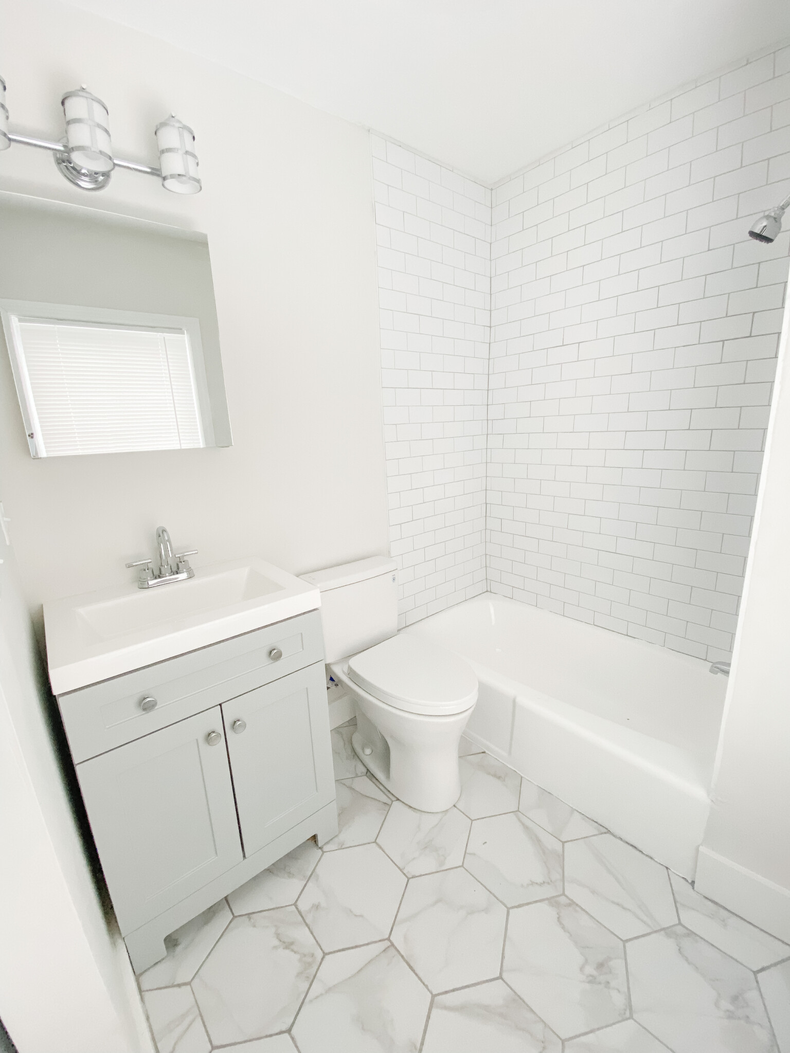 203 Atlantic St, North Quincy