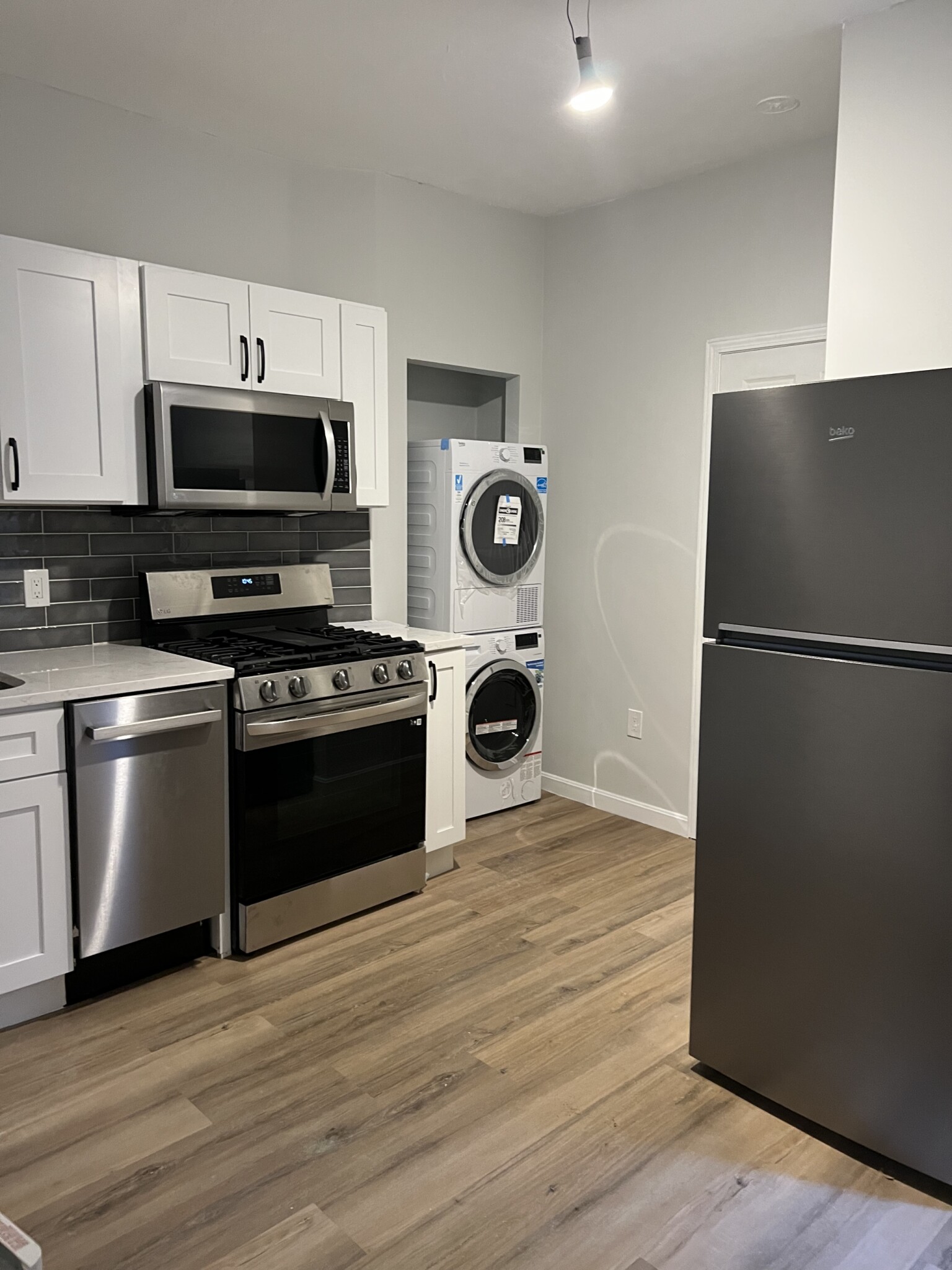 9 Noyes Pl, North End