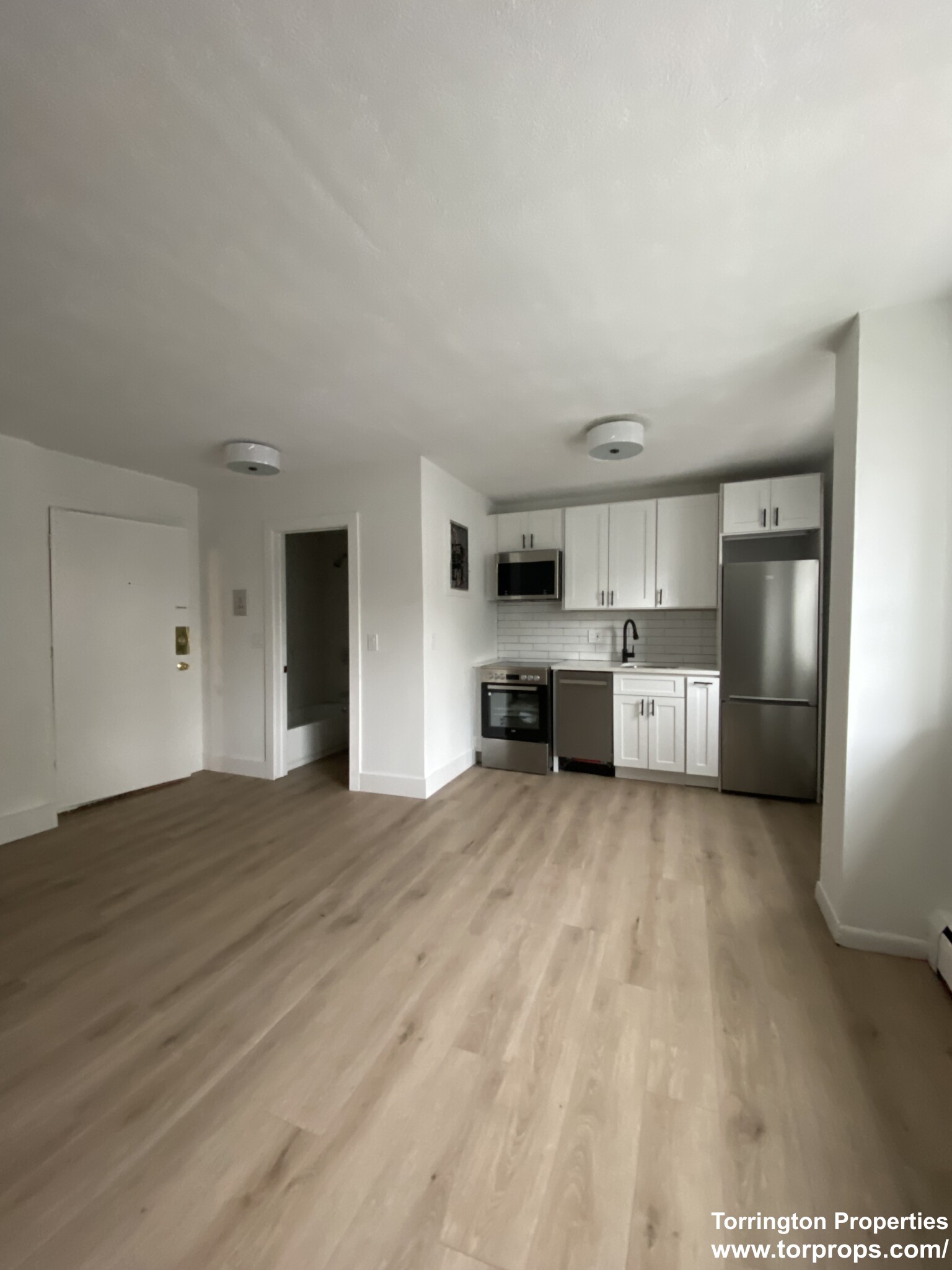 740 7th St, South Boston