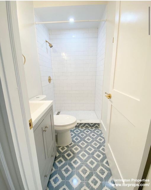 893 4th St, South Boston