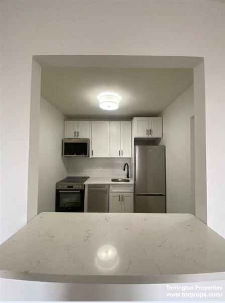 200 Old Colony Ave, South Boston