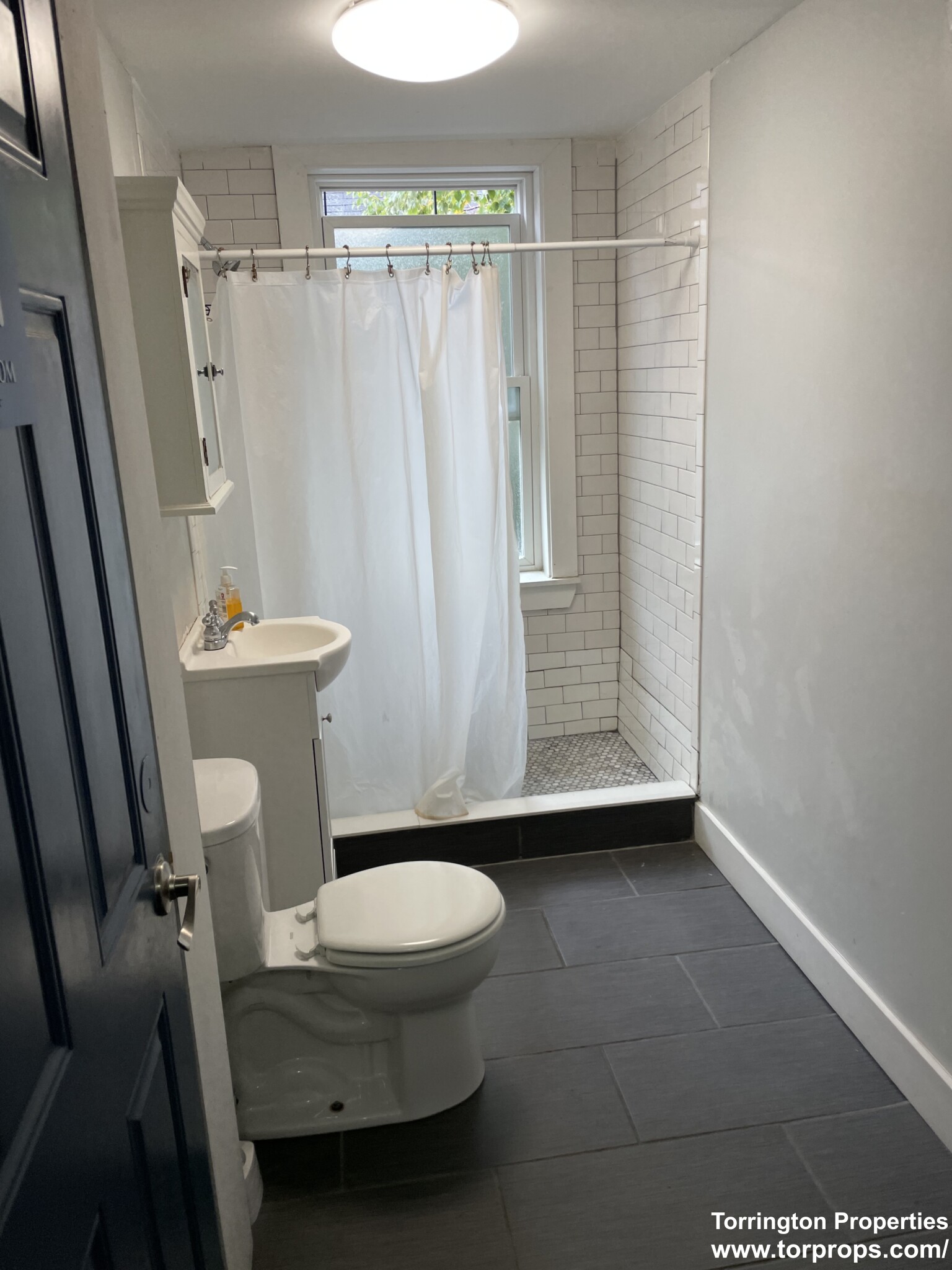 240 Crescent St, Waltham