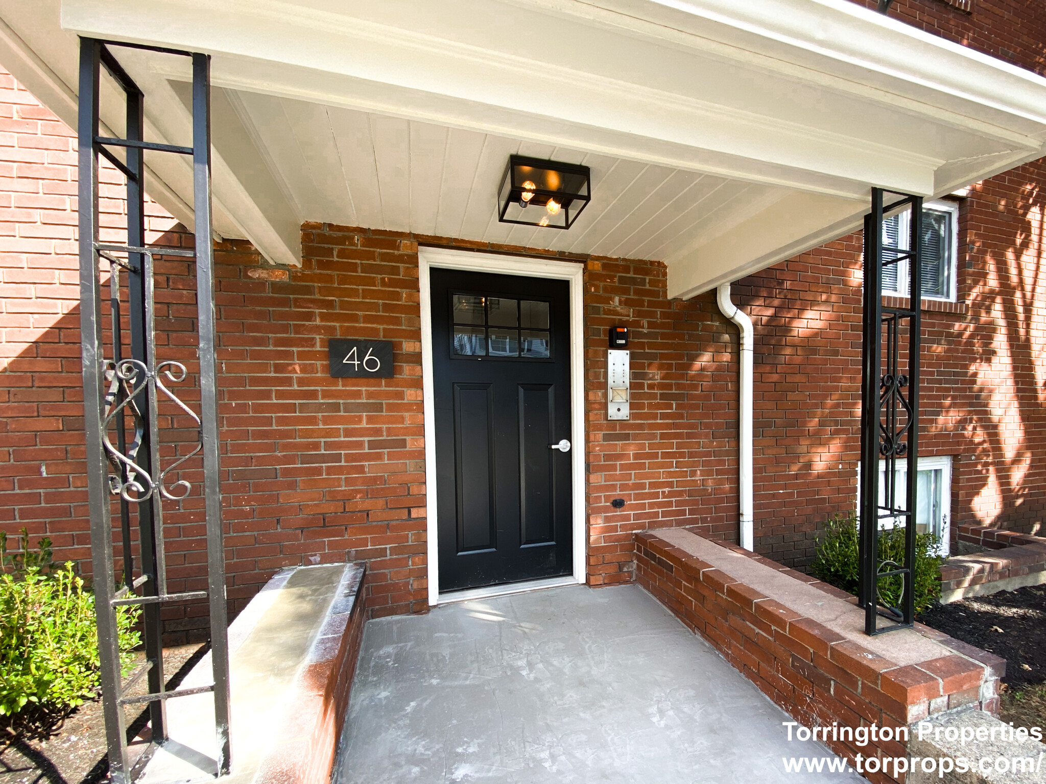 46 Bolton St, Waltham