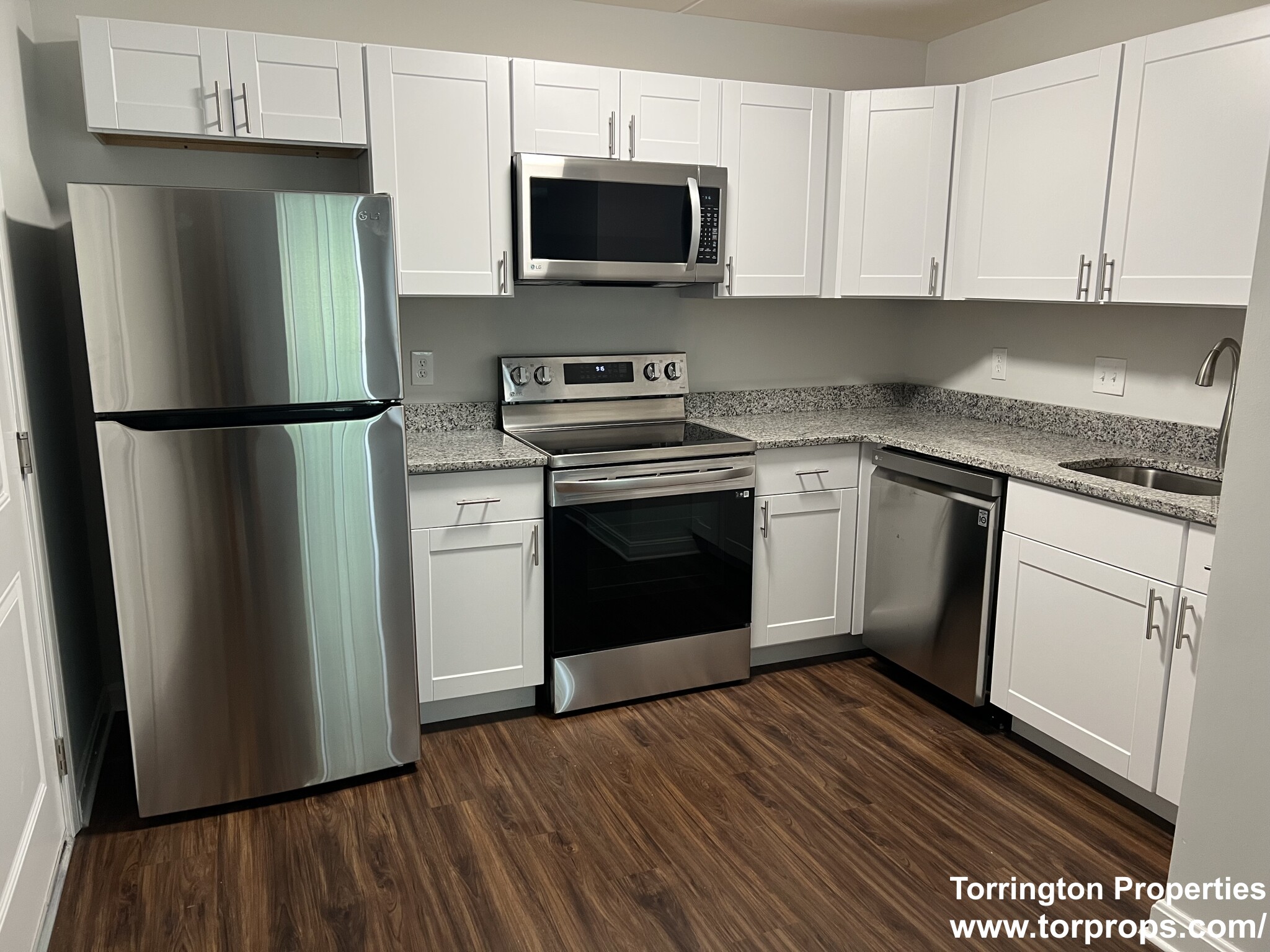 253 Hyde Park Ave, Jamaica Plain