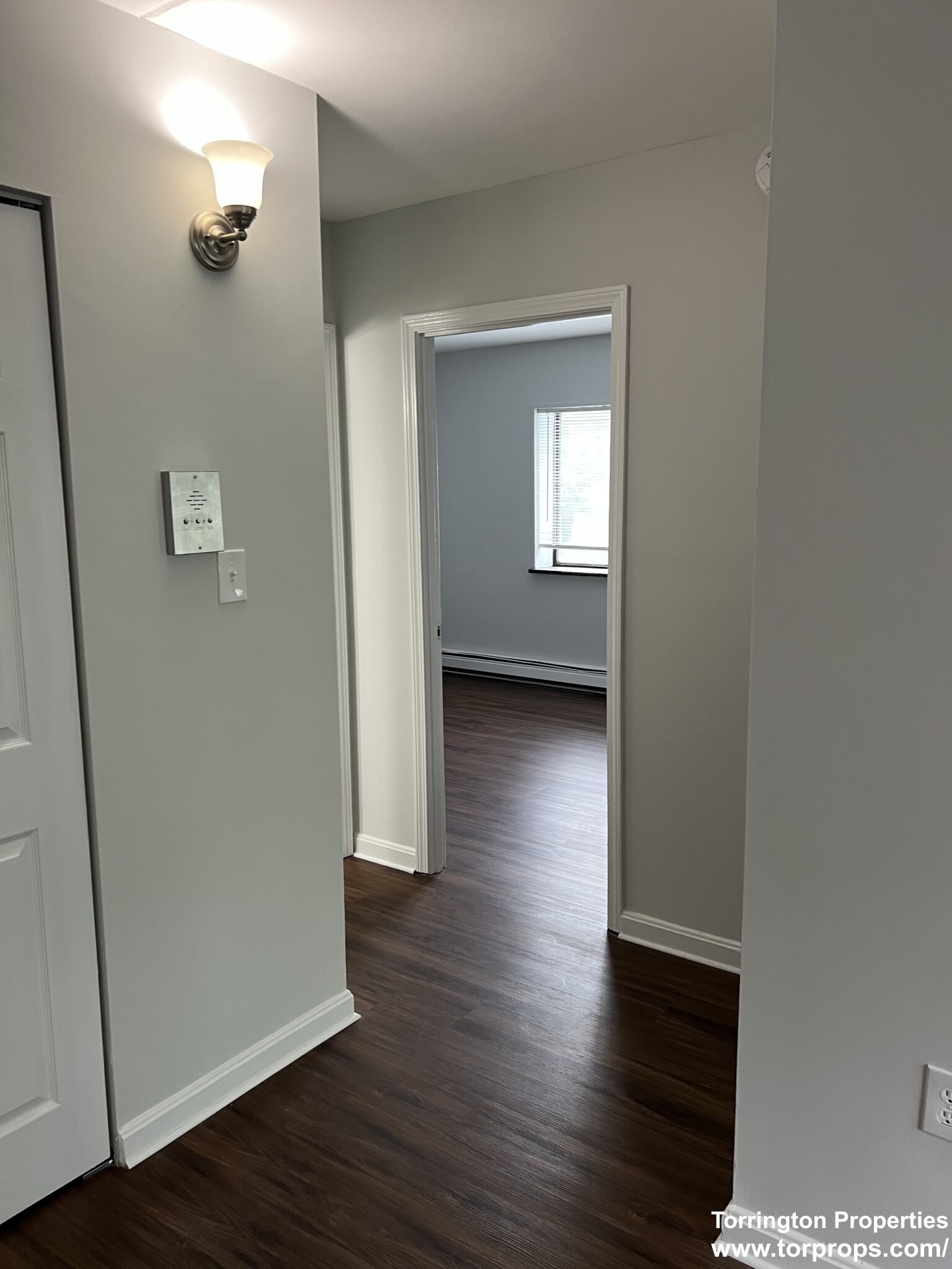 253 Hyde Park Ave, Jamaica Plain