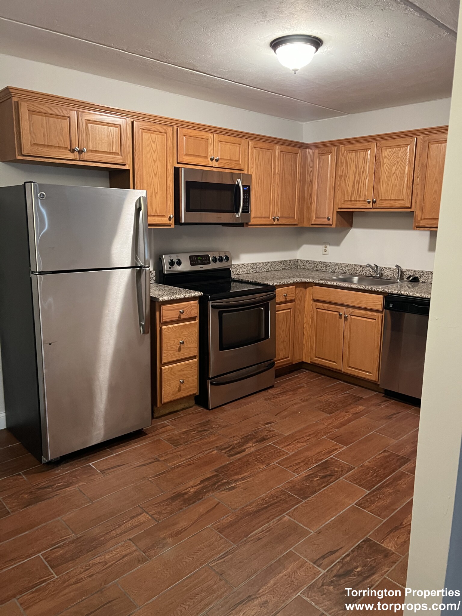 253 Hyde Park Ave, Jamaica Plain