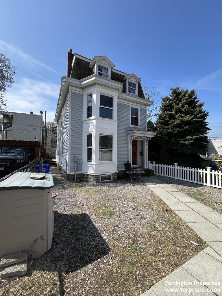 561 East 6th St, South Boston