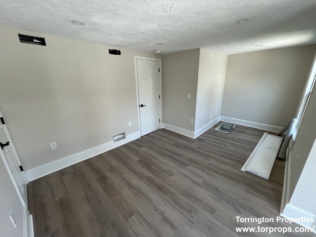 561 East 6th St, South Boston