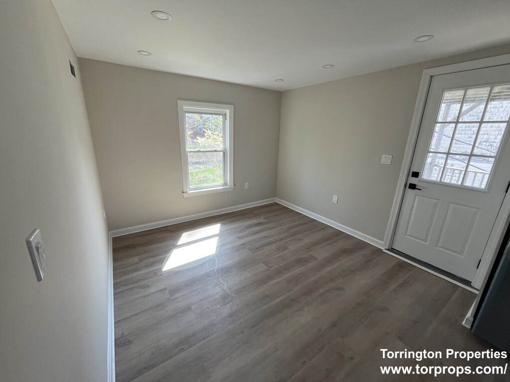 561 East 6th St, South Boston