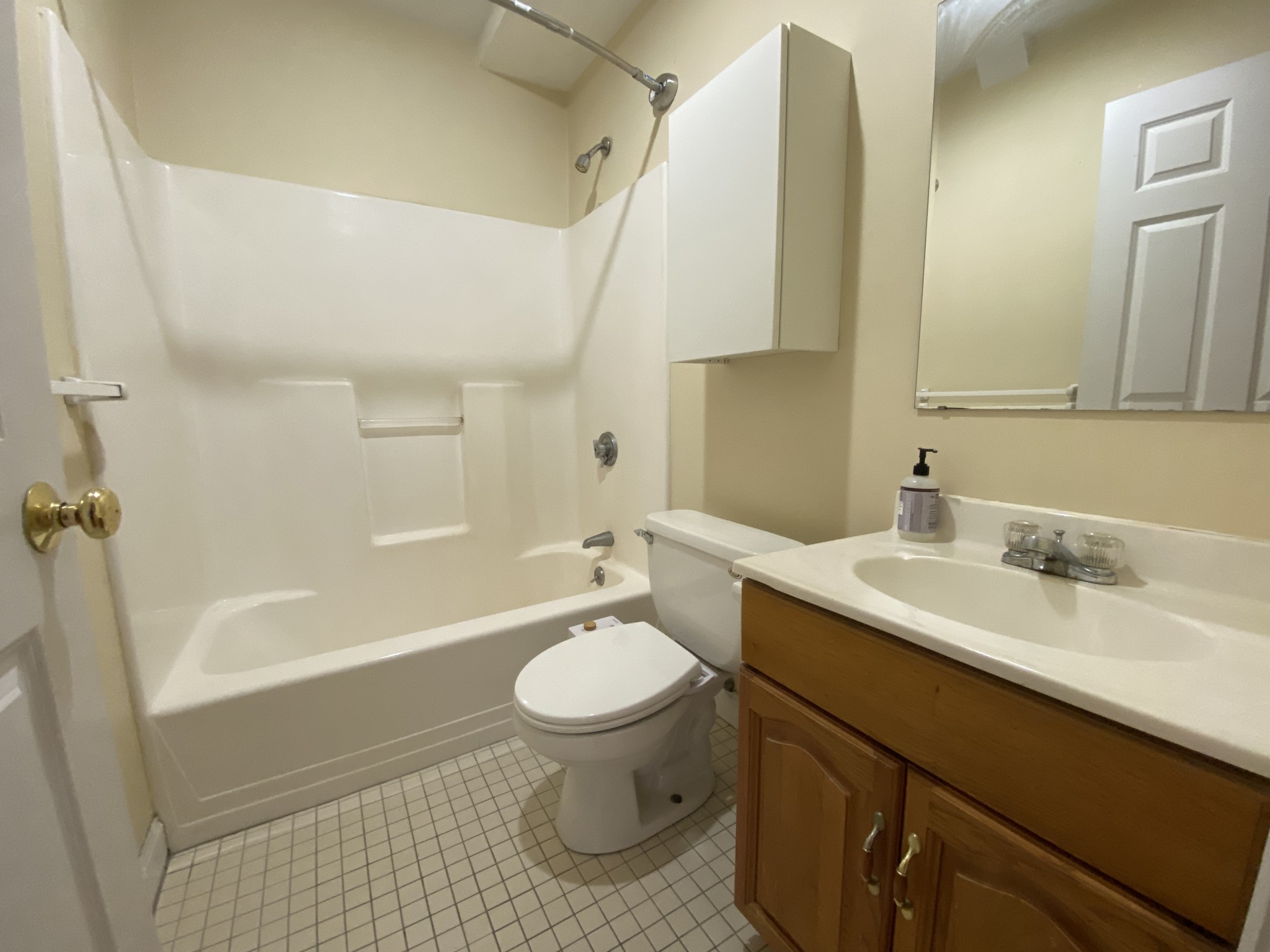 1 bed, 1 bath apartment for rent at 393 West Broadway Unit 4, South Boston — photo 3 of 5