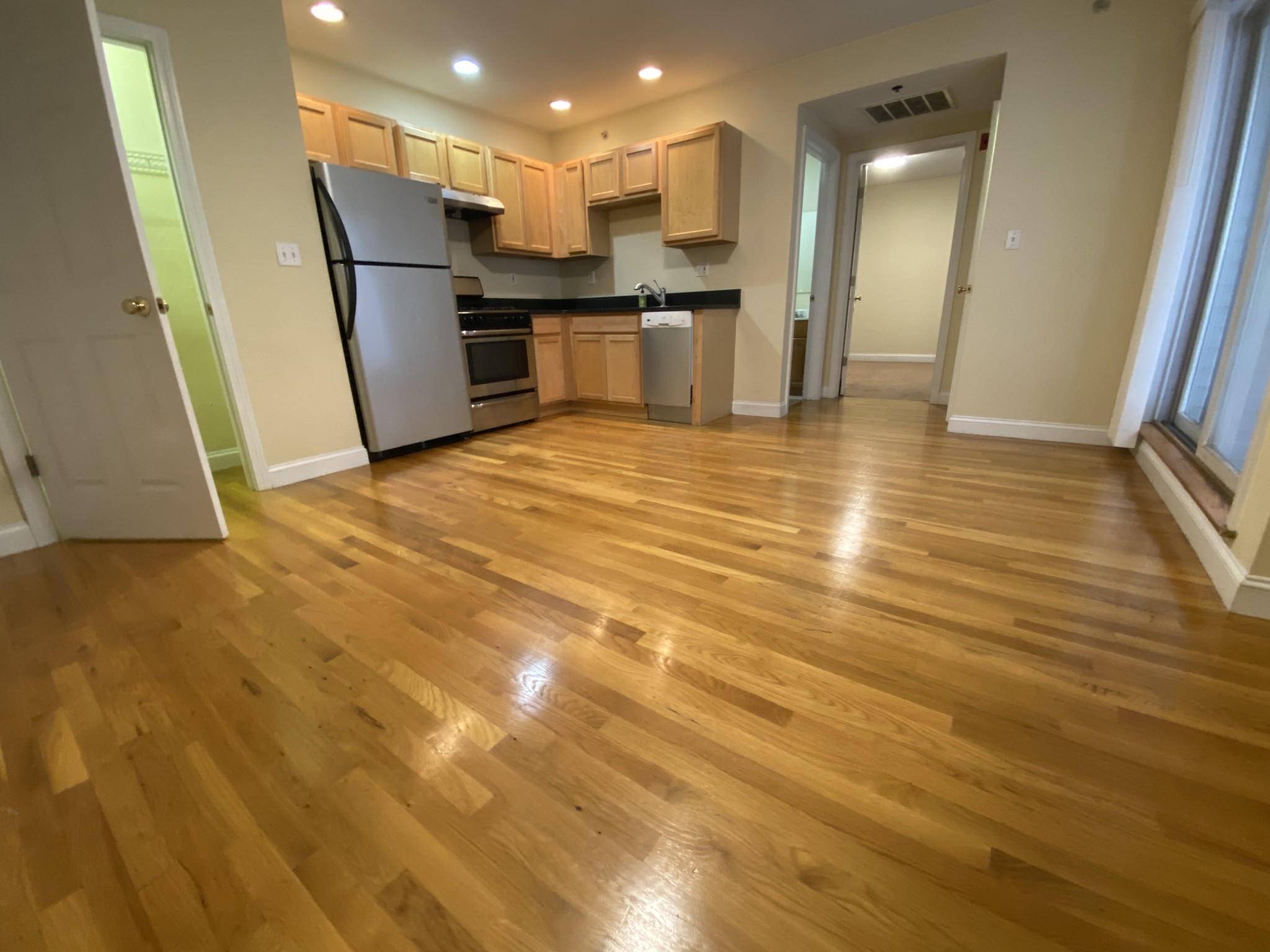 1 bed, 1 bath apartment for rent at 393 West Broadway Unit 4, South Boston — photo 5 of 5
