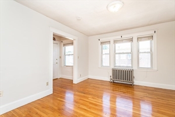 3 bed, 1 bath apartment for rent at 124 Selden St Unit 1, 2, 3, Boston — photo 11 of 17