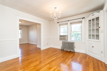 3 bed, 1 bath apartment for rent at 124 Selden St Unit 1, 2, 3, Boston — photo 13 of 17