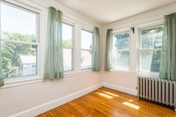3 bed, 1 bath apartment for rent at 124 Selden St Unit 1, 2, 3, Boston — photo 9 of 17