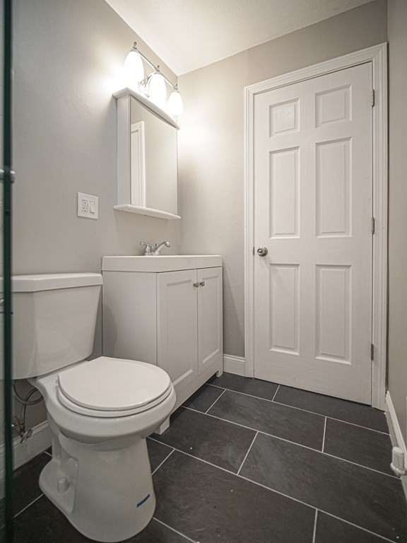 3 bed, 1 bath apartment for rent at 428 Saratoga St Unit 1, East Boston — photo 4 of 10