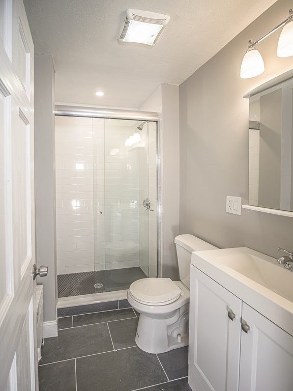 3 bed, 1 bath apartment for rent at 428 Saratoga St Unit 1, East Boston — photo 6 of 10