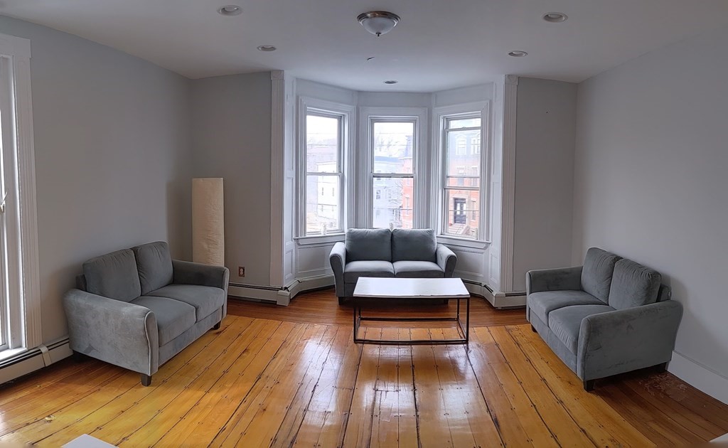 8+ bed, 4+ bath apartment for rent at 44 Highland A Unit HOUSE, Boston — photo 11 of 18