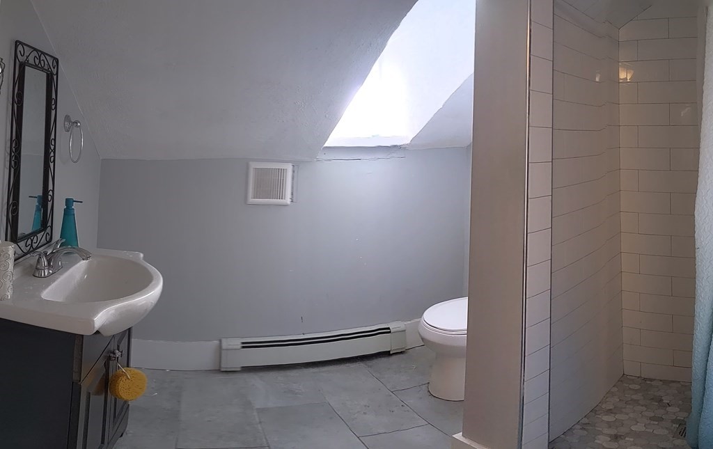 8+ bed, 4+ bath apartment for rent at 44 Highland A Unit HOUSE, Boston — photo 4 of 18