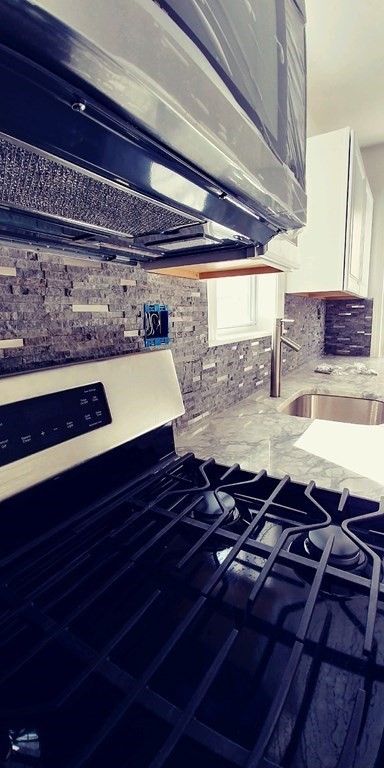 4 bed, 1 bath apartment for rent at 7 Marvin Pl Unit 7, Cambridge — photo 1 of 10