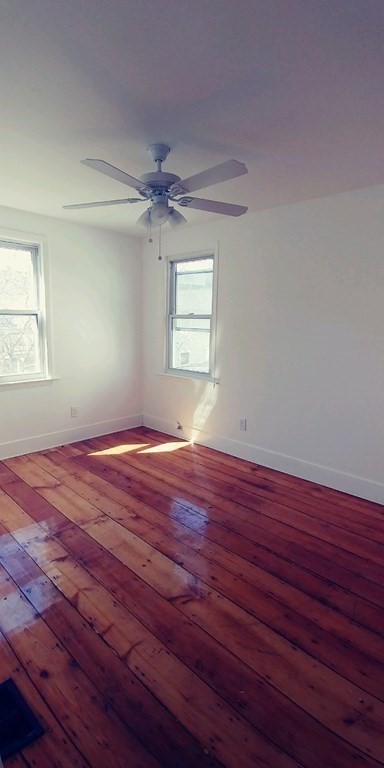 4 bed, 1 bath apartment for rent at 7 Marvin Pl Unit 7, Cambridge — photo 6 of 10
