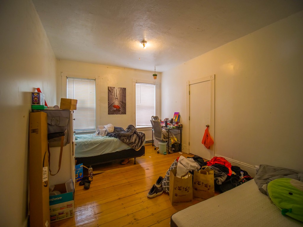 4 bed, 1 bath apartment for rent at 50 Fisher Unit 3A, Mission Hill — photo 10 of 11
