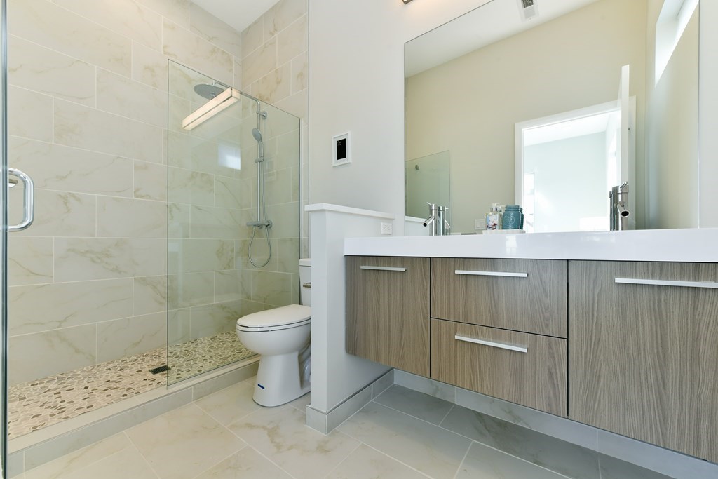 2 bed, 2 bath apartment for rent at 87 Parker St Unit 502, Chelsea — photo 10 of 13