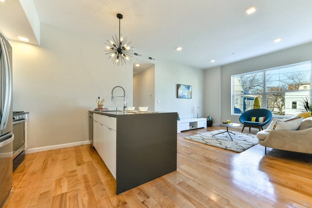 2 bed, 2 bath apartment for rent at 87 Parker St Unit 502, Chelsea — photo 8 of 13