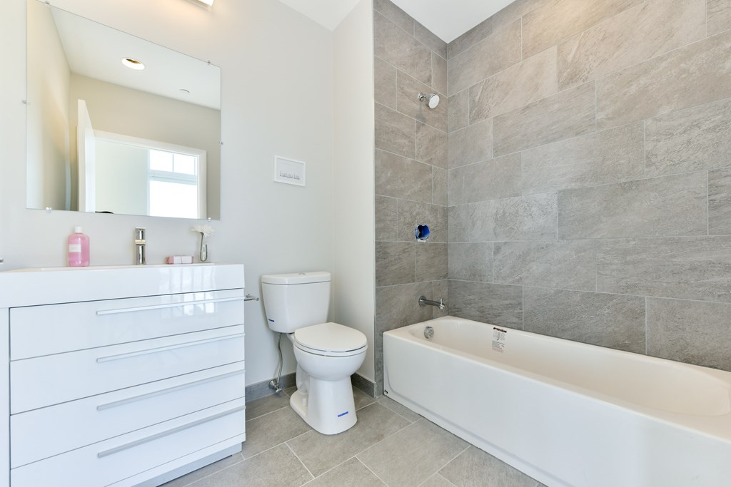 2 bed, 2 bath apartment for rent at 87 Parker St Unit 502, Chelsea — photo 11 of 13