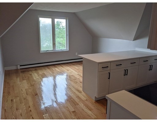 1 bed, 1 bath apartment for rent at 425 Quincy Unit 3, Dorchester — photo 4 of 9