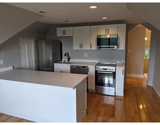 1 bed, 1 bath apartment for rent at 425 Quincy Unit 3, Dorchester