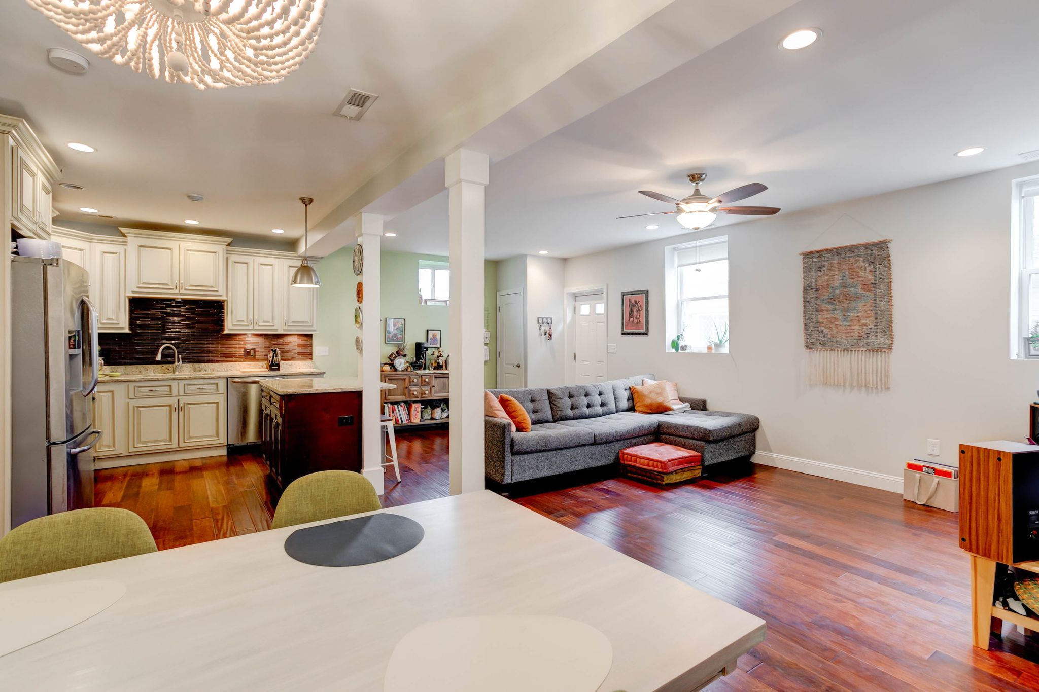 3 bed, 2 bath apartment for rent at 58 Eleanor St Unit 1, Chelsea — photo 3 of 18