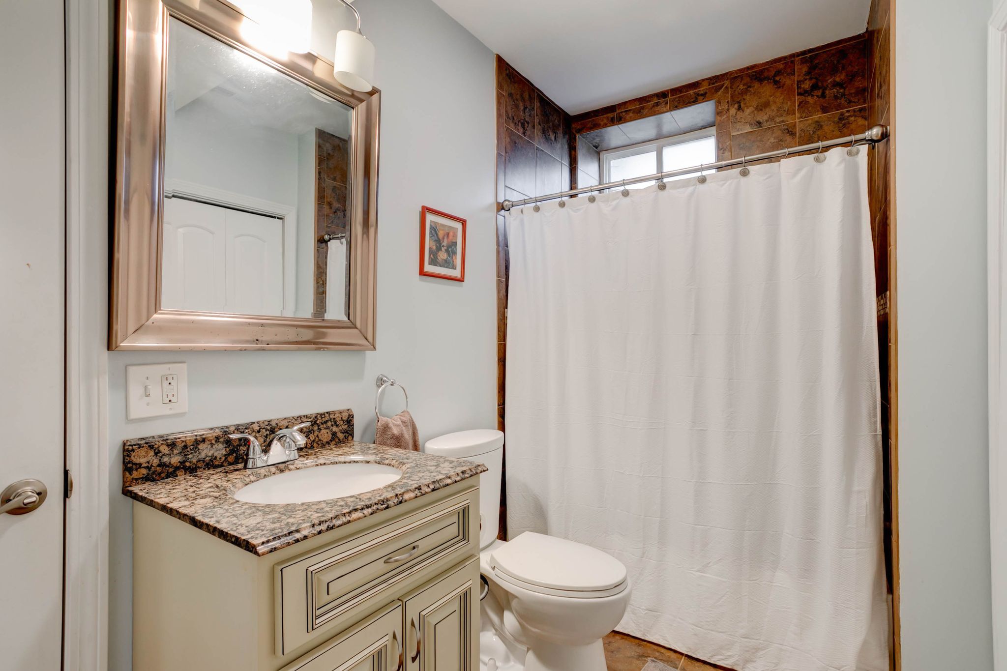 3 bed, 2 bath apartment for rent at 58 Eleanor St Unit 1, Chelsea — photo 12 of 18