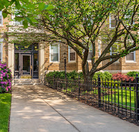 109 Queensberry St, Fenway