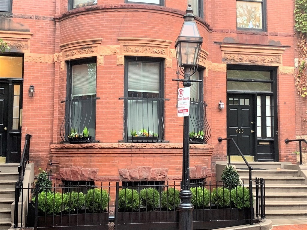 425 Marlborough St, Back Bay