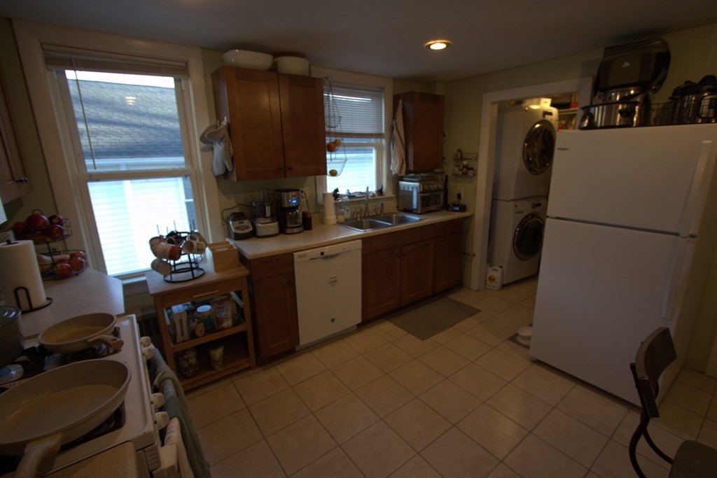 50 Brookley Rd, Jamaica Plain