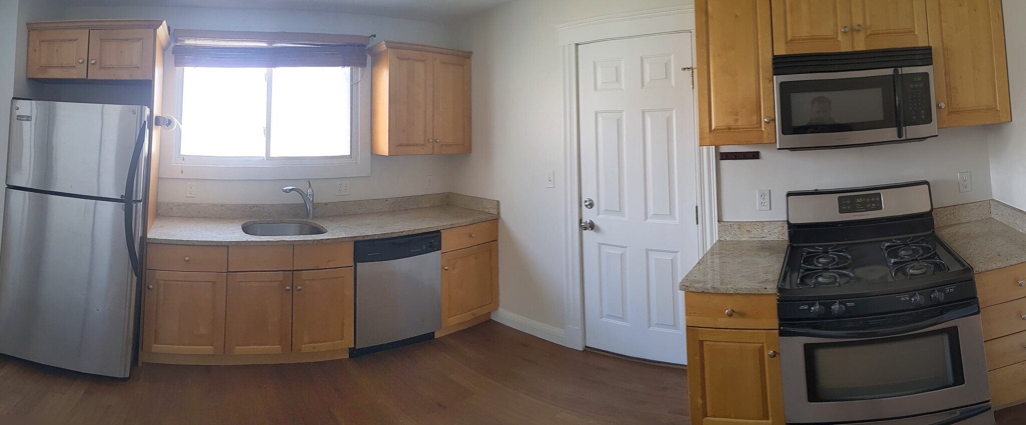 3 bed, 1 bath apartment for rent at 124 Selden Unit 3, Dorchester — photo 2 of 9