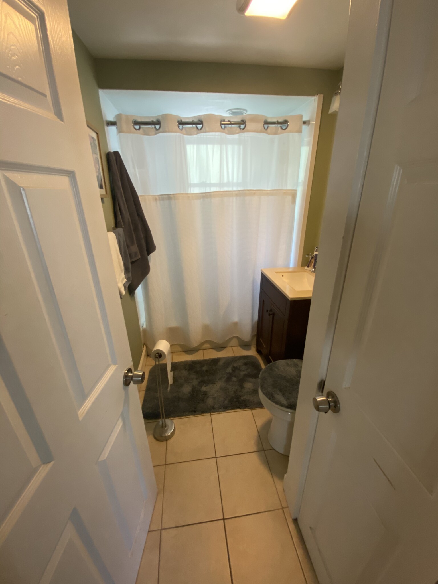 2 bed, 1 bath apartment for rent at 559 Ashmont Unit 2, Dorchester