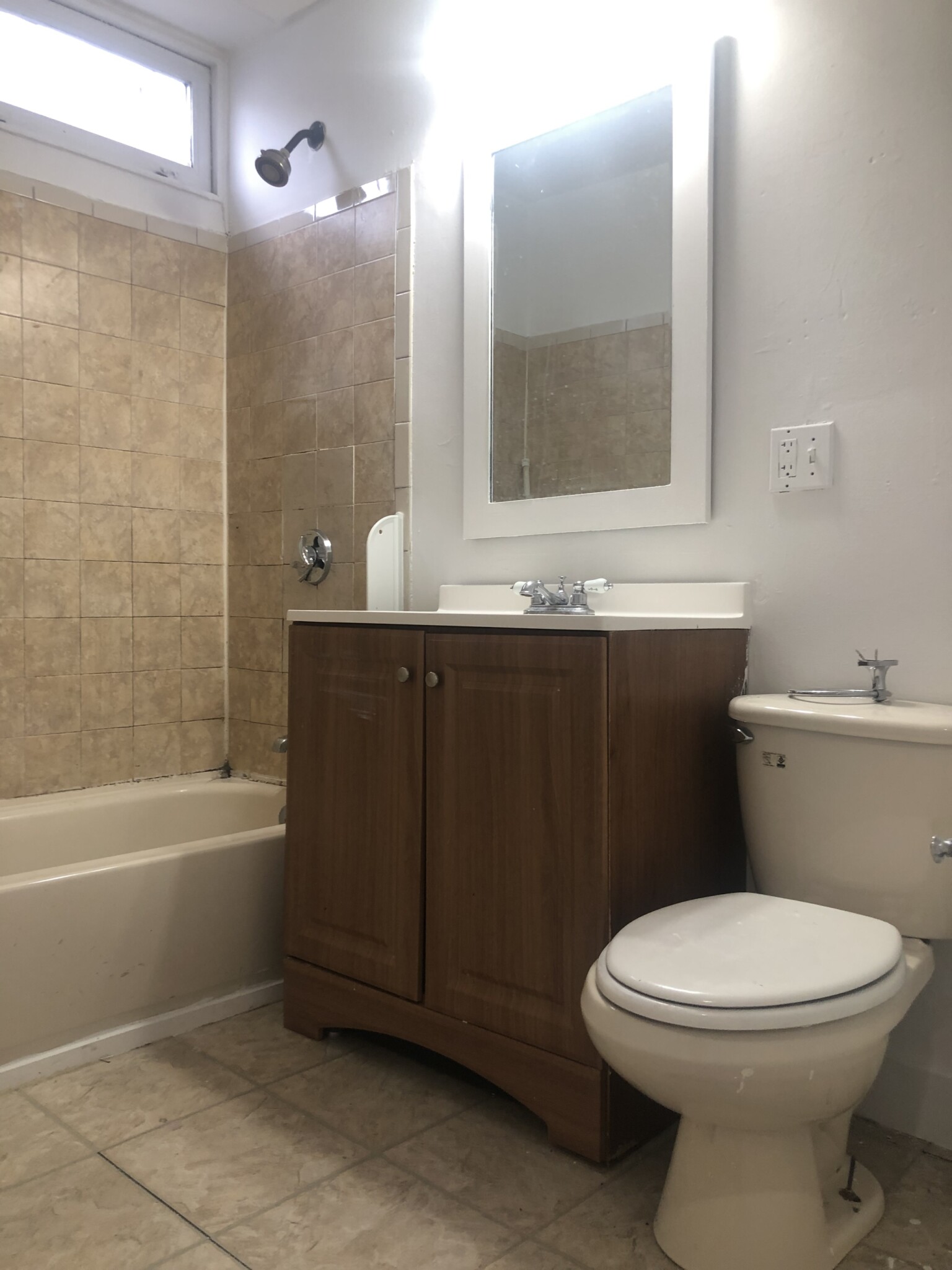 2 bed, 1 bath apartment for rent at 68 Bellevue Unit 1, Dorchester — photo 6 of 10