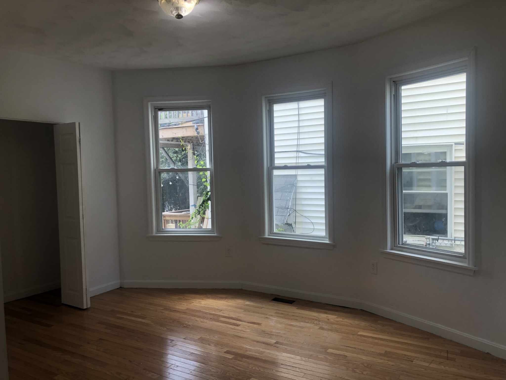 2 bed, 1 bath apartment for rent at 68 Bellevue Unit 1, Dorchester — photo 5 of 10