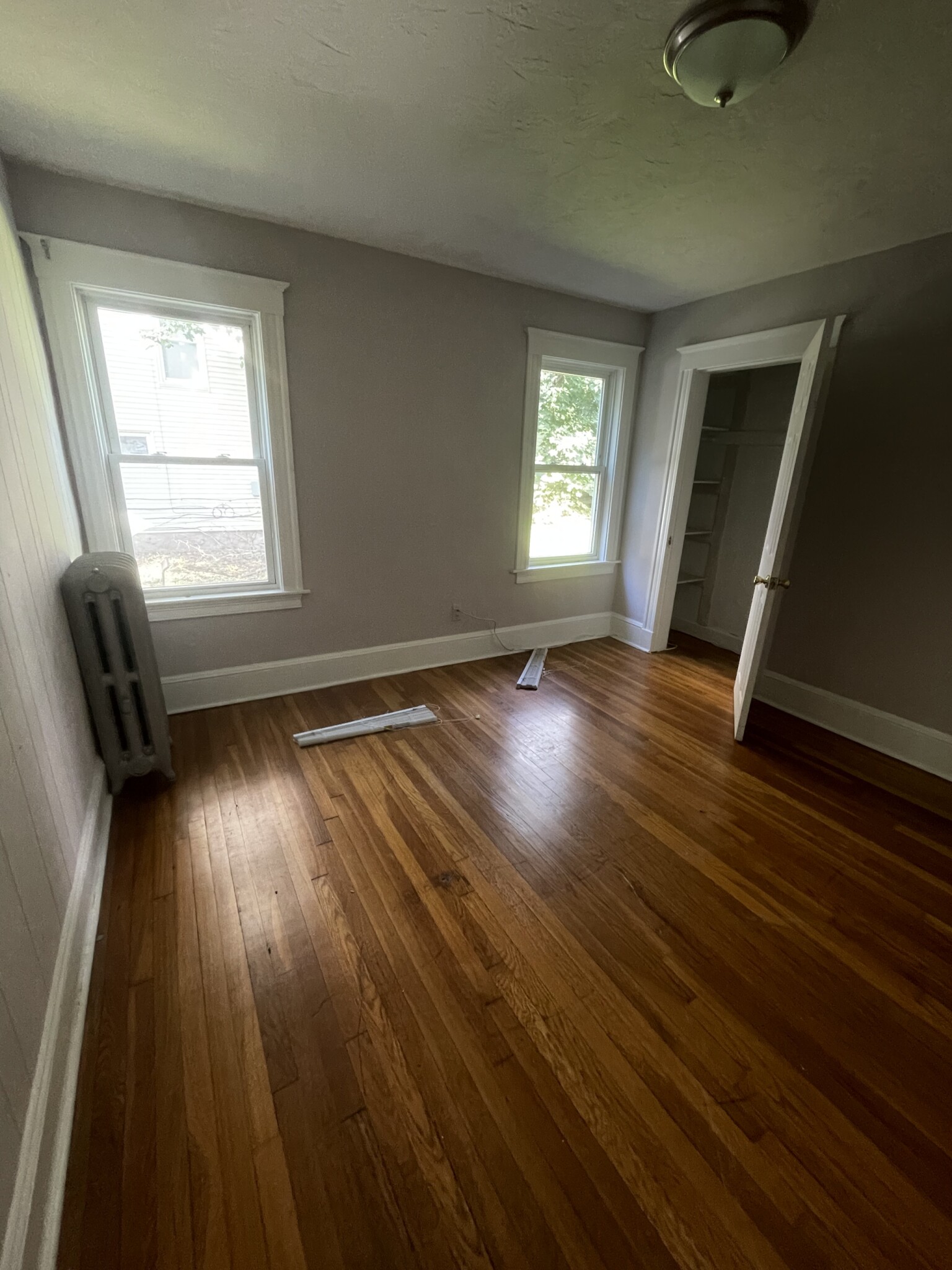 2 bed, 1 bath apartment for rent at 559 Ashmont Unit 1, Dorchester