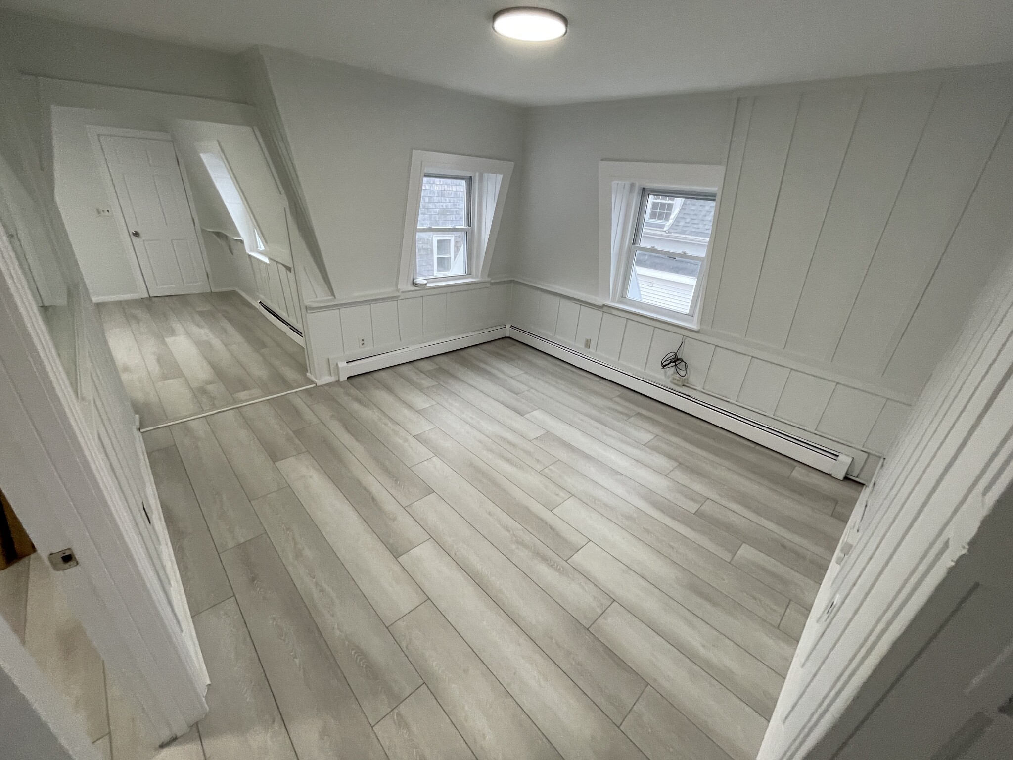 3 bed, 1 bath apartment for rent at 82 Hollingsworth Unit 3, Lynn — photo 5 of 13