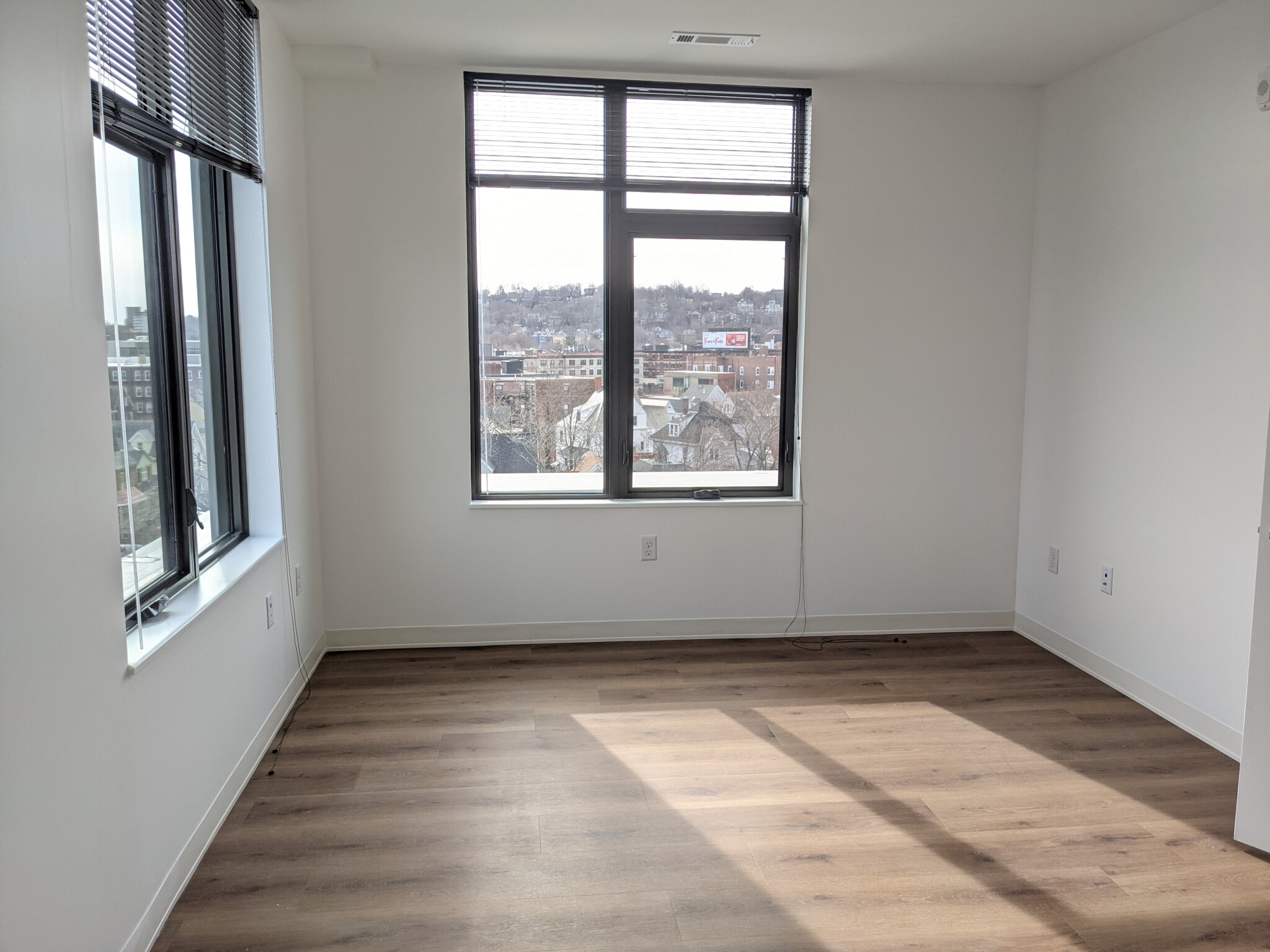 89 Brighton Ave, Allston