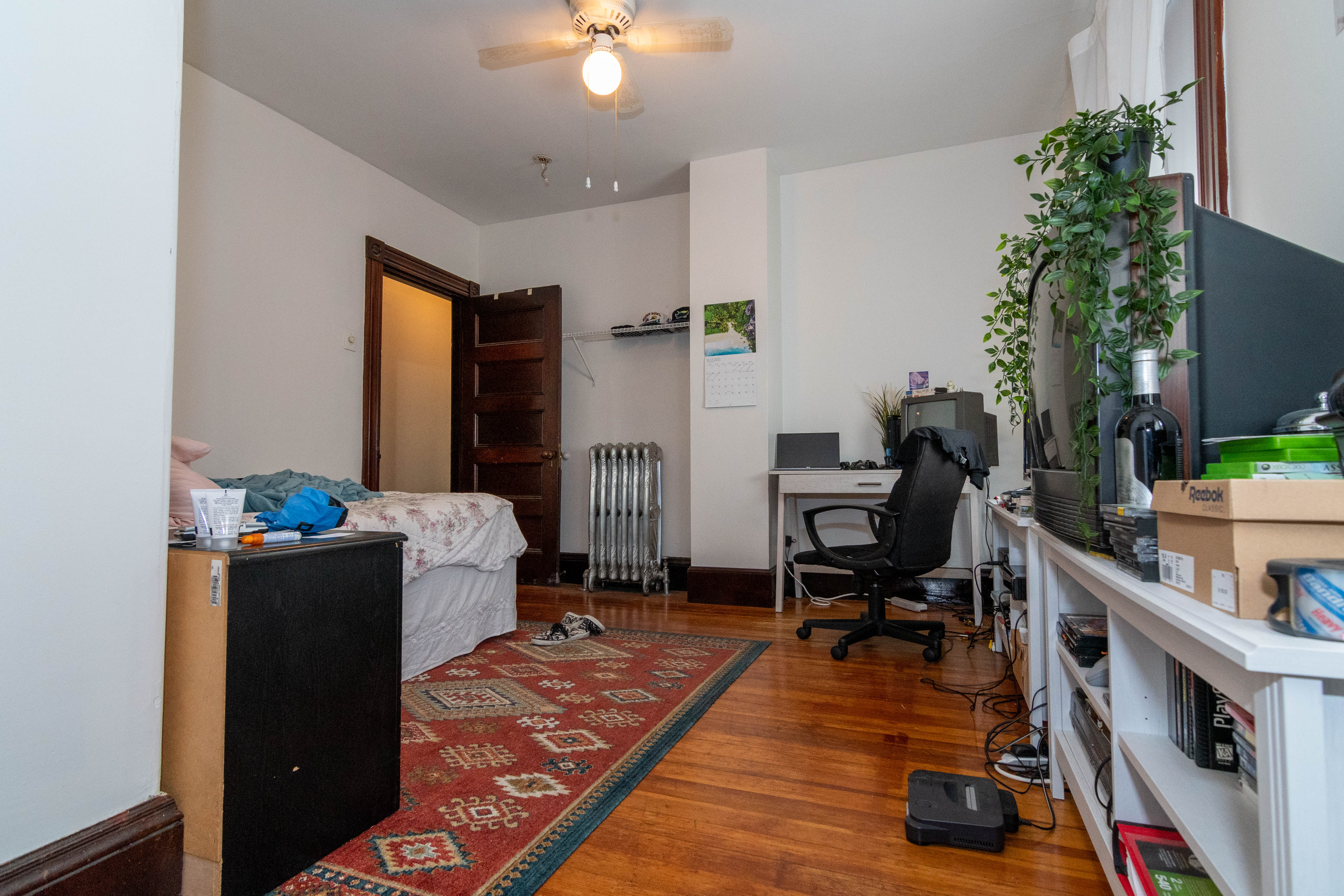 3 bed, 1 bath apartment for rent at 52 Coolidge Rd Unit 1, Allston — photo 2 of 17