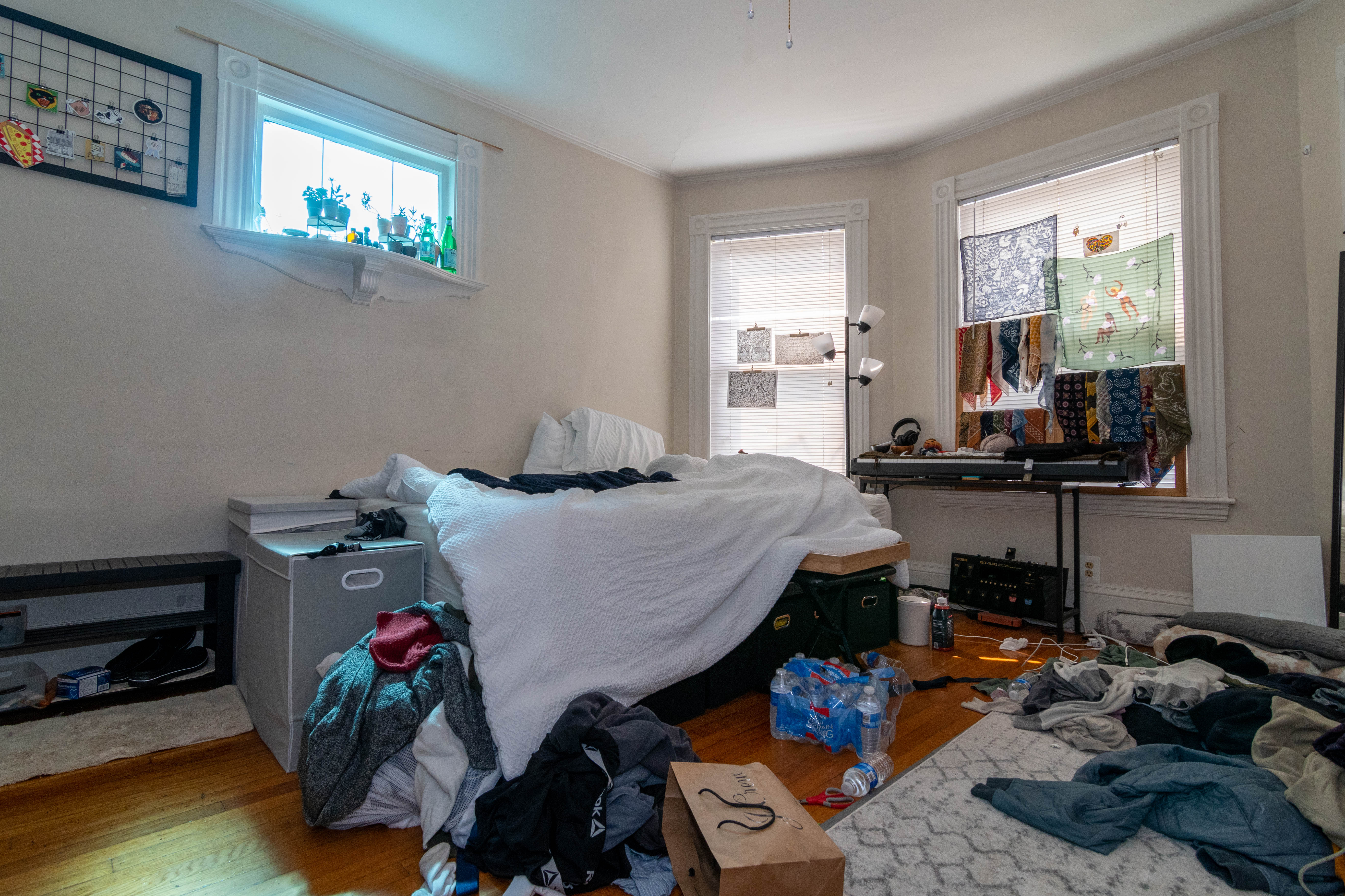3 bed, 1 bath apartment for rent at 52 Coolidge Rd Unit 1, Allston — photo 12 of 17