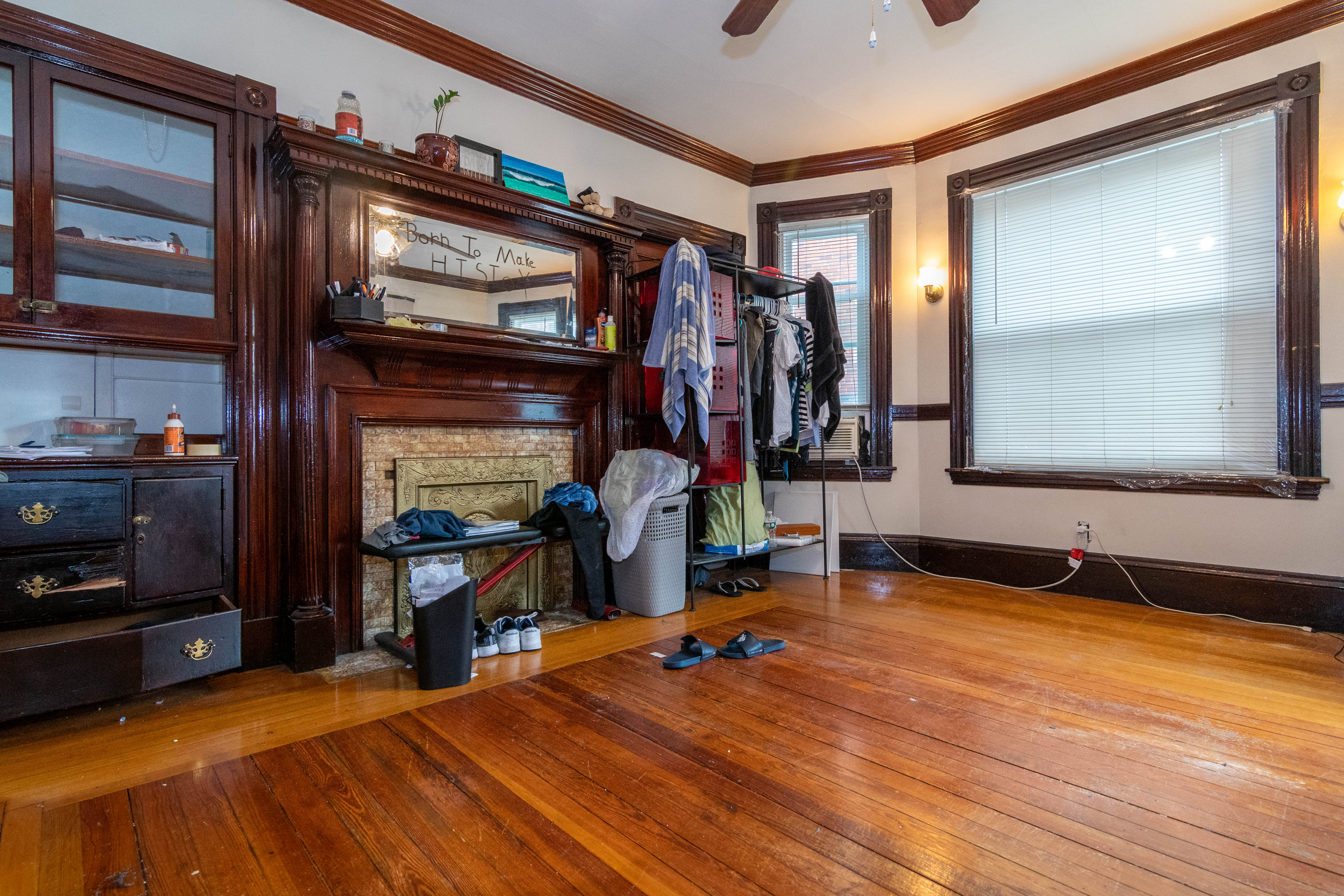 3 bed, 1 bath apartment for rent at 52 Coolidge Rd Unit 1, Allston — photo 11 of 17