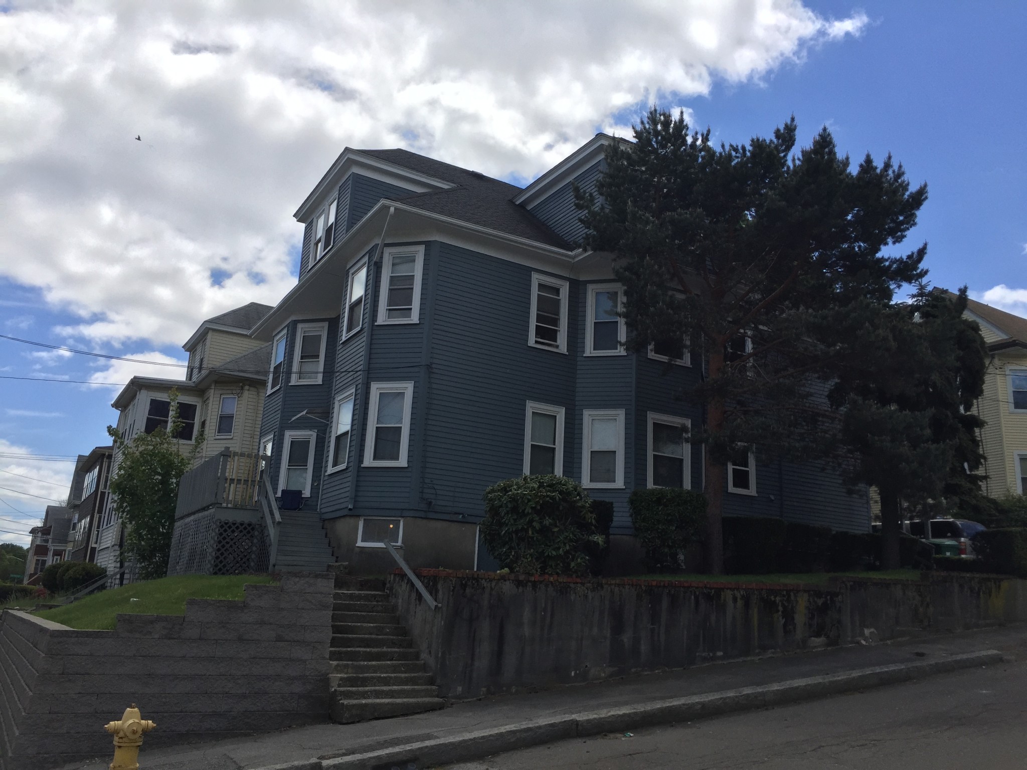 355 Boston Ave, Medford Hillside