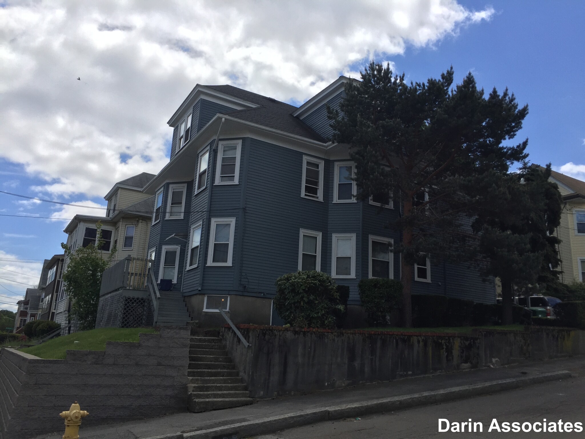 355 Boston Ave, Medford Hillside