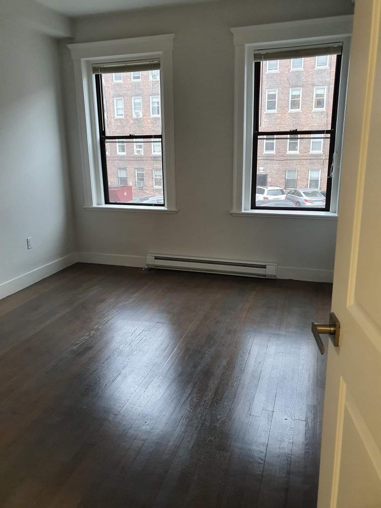 81 Park Dr. — Fenway