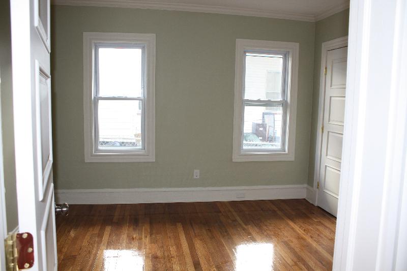 81 Florence St, Roslindale