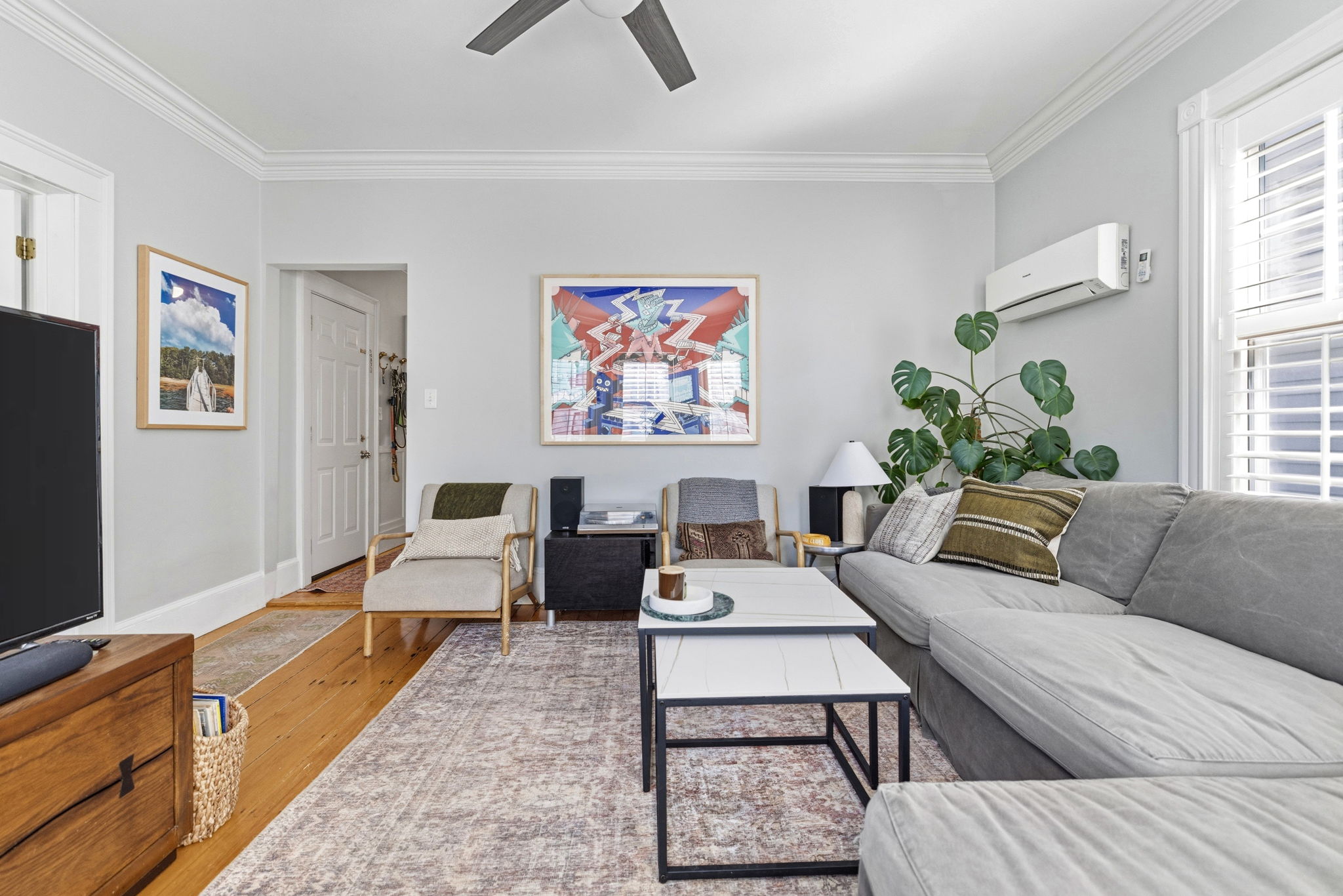 Photos of apartment on East 2nd St.,Boston MA 02127